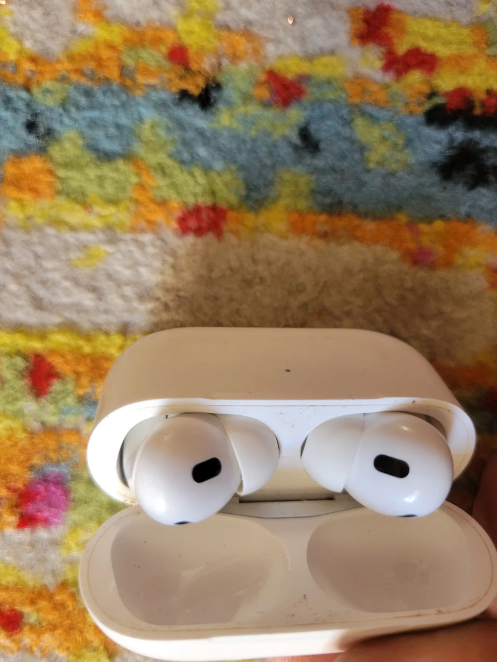 Apple White Wireless Earbuds Charging Case